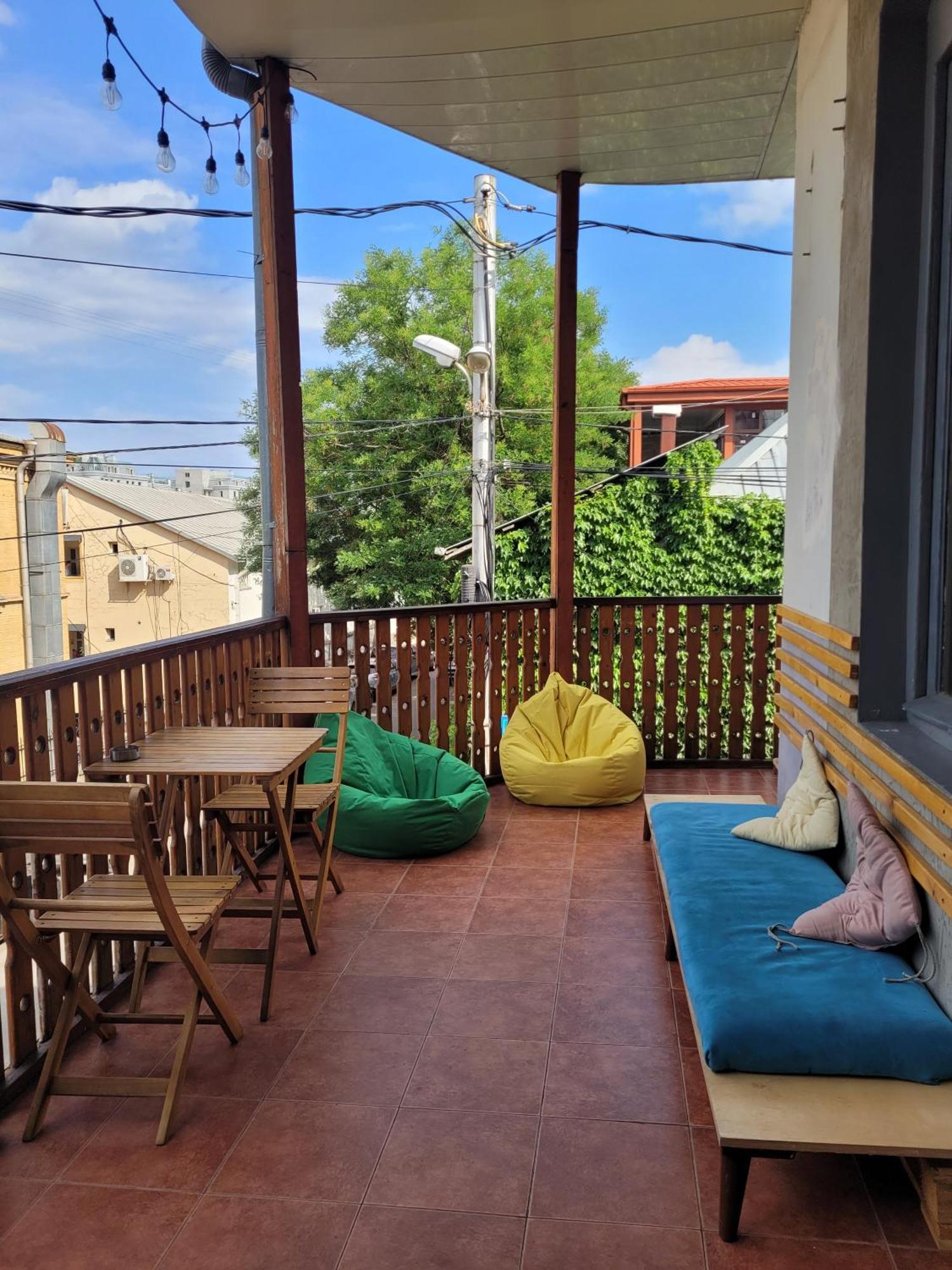 Friends Hostel Tbilisi Exterior foto